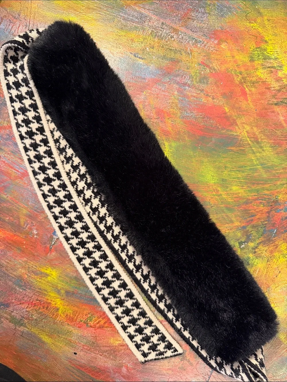 Faux Fur Neck Scarf Houndstooth Foulard Black White Tie